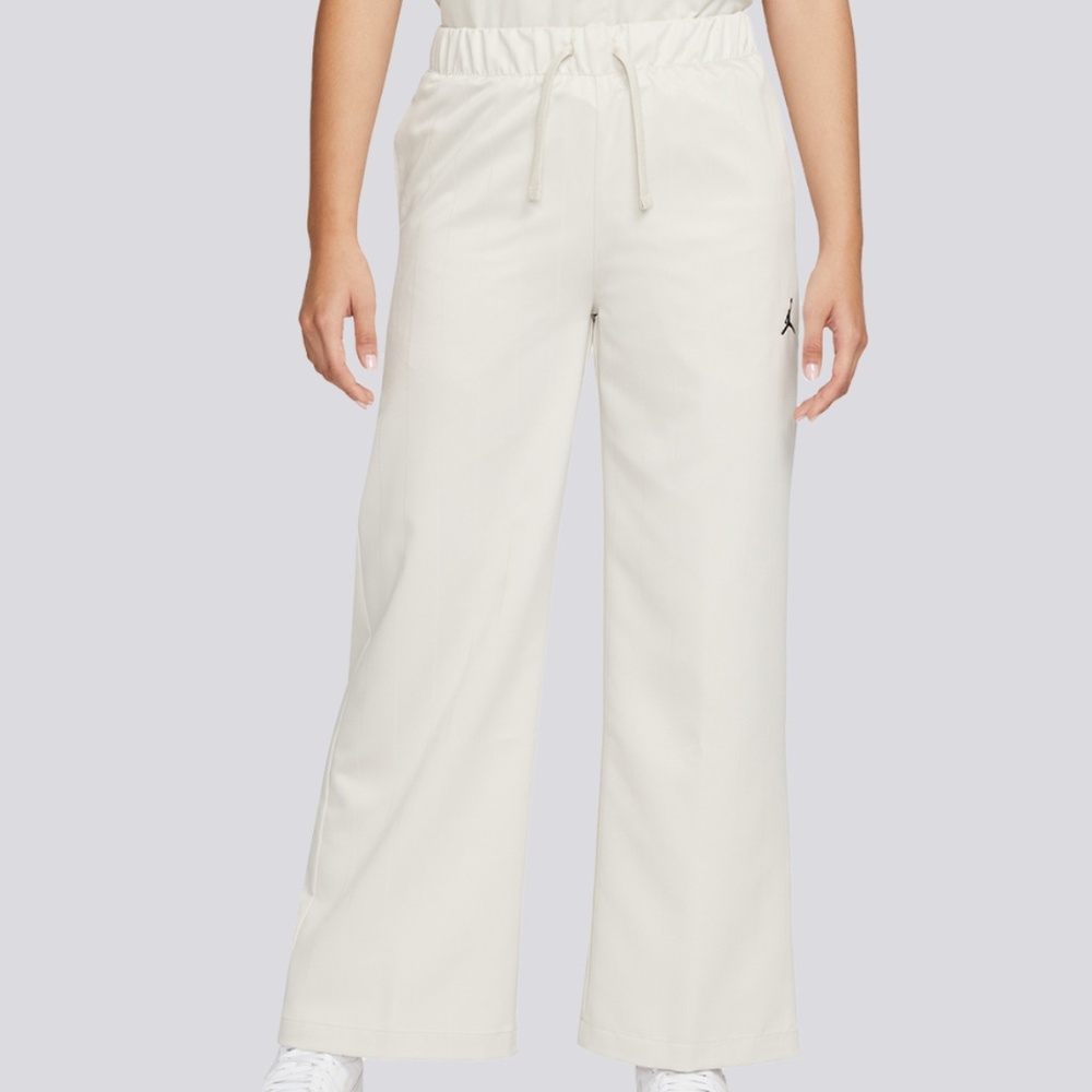 Jordan Women's (Her)itage Woven Pants